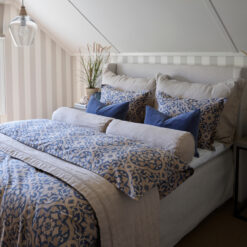 Sir William pure cashmere, Byron putetrekk, hotellputetrekk og hotellpute og Oliver lin sengeteppe