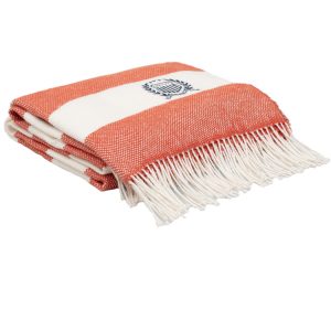 Pledd ''Rugby Stripe'' Sunset Orange fra Gant