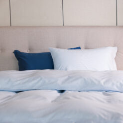 Garnfarget sengesett i blå fra drøm