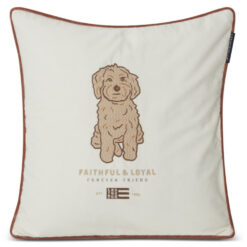 Pynteputetrekk 50x50 dog embroidered fra Lexington