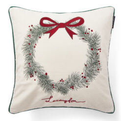 Pynteputetrekk 50x50 pine wreath organic cotton velvet fra Lexington