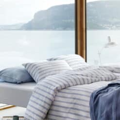 Alternative view of Høie Sengesett i krepp ''Wiktor'' - Denimblå