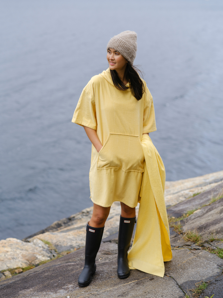 Badeponcho Chill - Gul fra Høie - Bilde 8