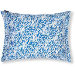 Putetrekk 50x70 flower printed blue, & white fra lexington1