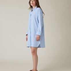 Alternative view of Nattskjorte flanell med blå & hvit stripe fra Lexington